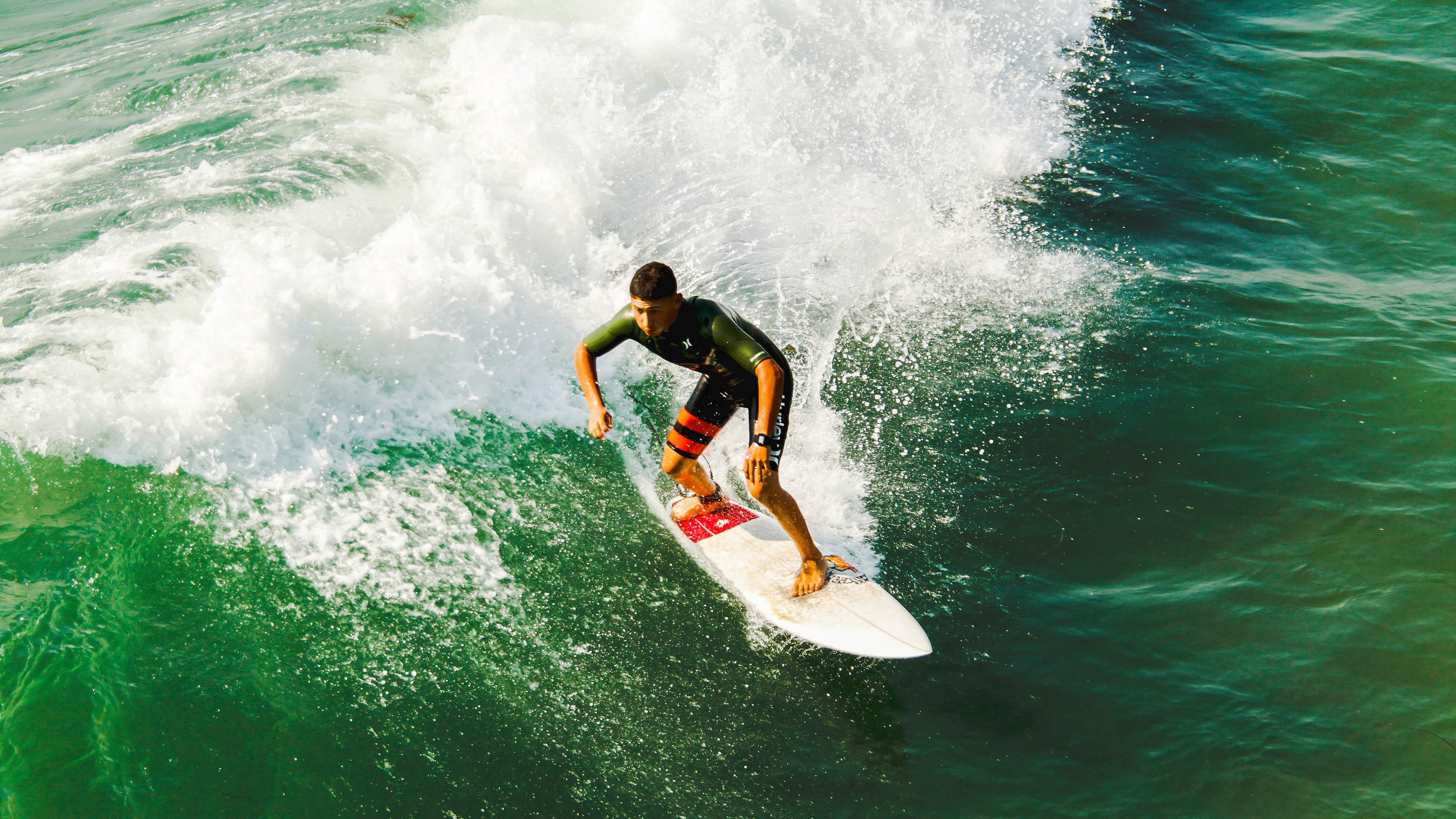 上海海港锋线搭档表现亮眼，上海海港阵型